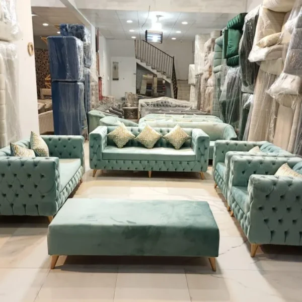 Classic Beige Majlis Sofa Set – Traditional Arabic Seating Riyadh